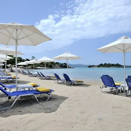 Aks Hinitsa Bay Resort