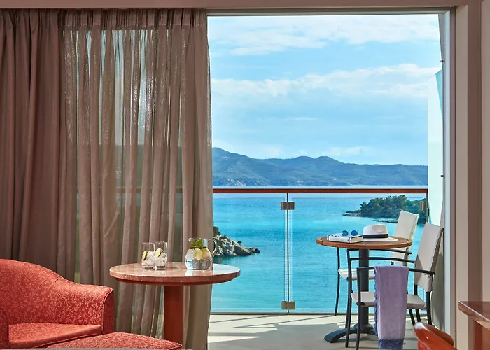 Resort Aks Hinitsa Bay