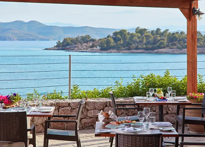 Aks Hinitsa Bay Porto Heli