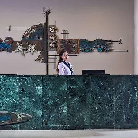 Resort Aks Hinitsa Bay