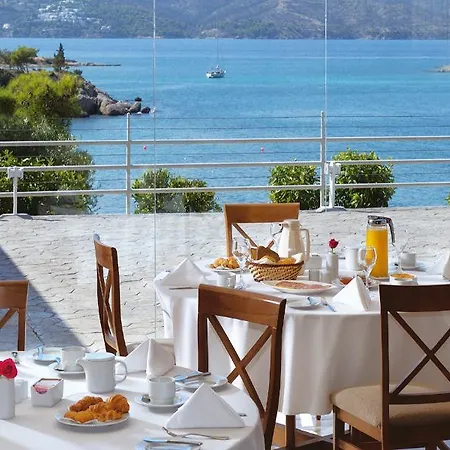 Aks Hinitsa Bay 4*