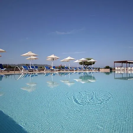 Aks Hinitsa Bay منتجع 4*