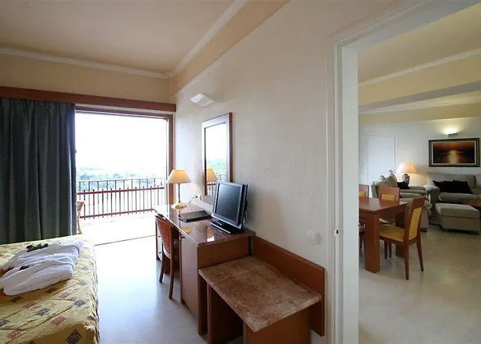 Aks Hinitsa Bay 4* 波多河丽