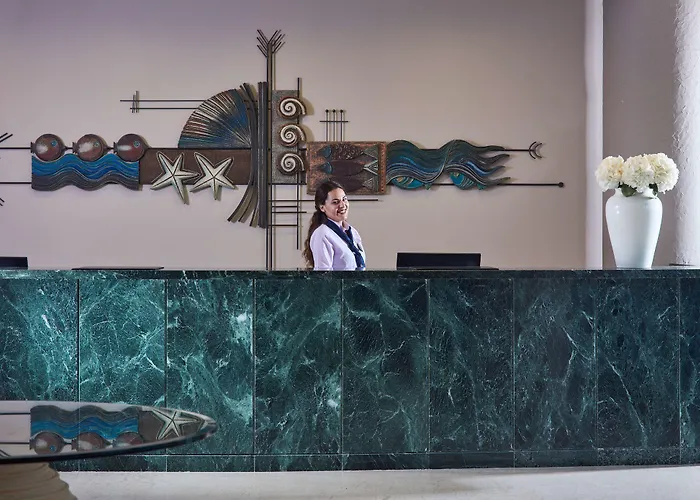 Resort Aks Hinitsa Bay