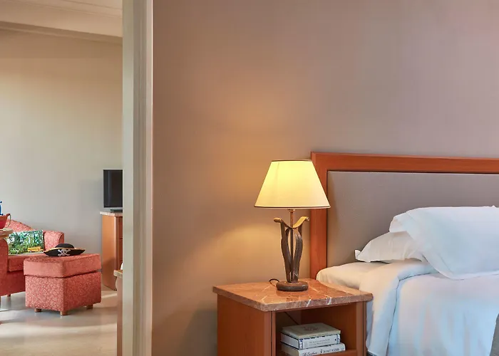 Aks Hinitsa Bay Porto Heli