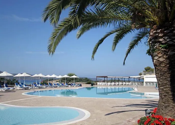 Resort Aks Hinitsa Bay