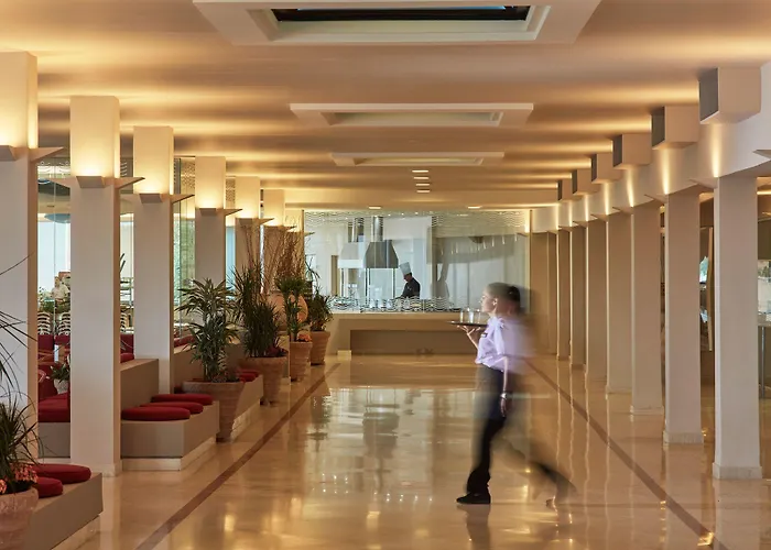 Aks Hinitsa Bay 4*