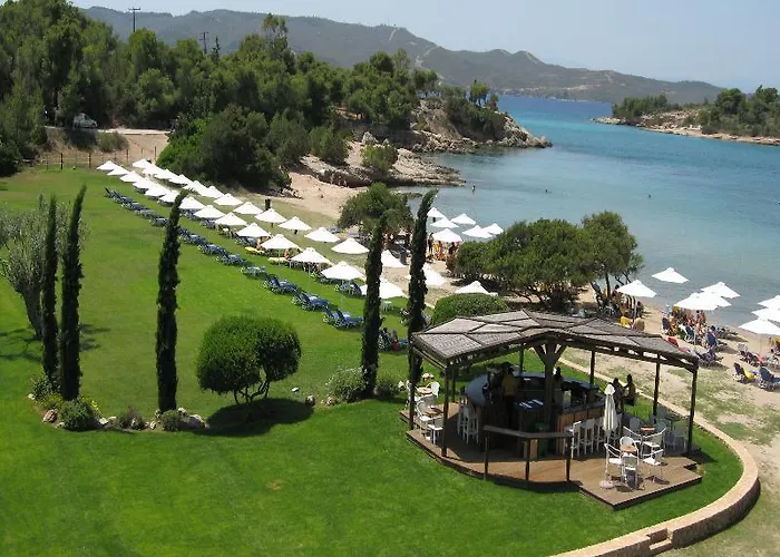 Aks Hinitsa Bay Porto Cheli